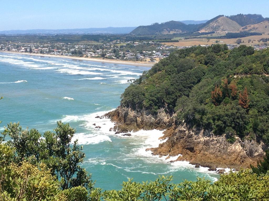 Waihi Beach Getaway-Studio, Ensuite & Private Deck エクステリア 写真