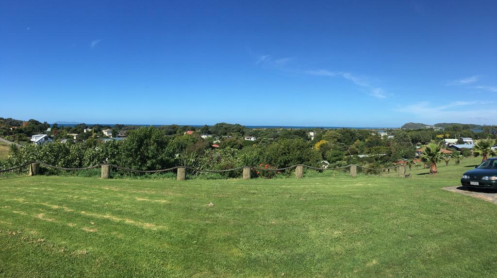 Waihi Beach Getaway-Studio, Ensuite & Private Deck エクステリア 写真